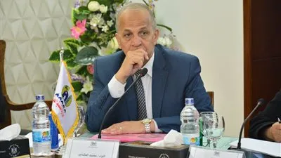 محافظ القليوبية: الانتهاء من توصيل كابلات الانترنت لـ141 مدرسة 