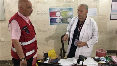 المستشار الطبي ورئيس البعثة الطبية للحج يتفقدان عيادات مكة