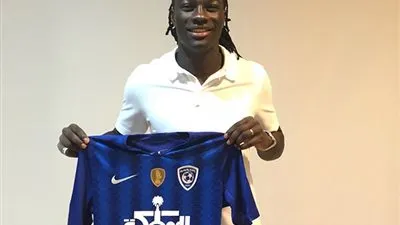 استقبال حافل من جماهير الهلال السعودي للنجم الفرنسي بافيتيمبي جوميز