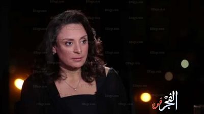 لحظة الاعتداء على منى عراقي في كواليس حلقتها عن اللحوم الفاسدة (صور)