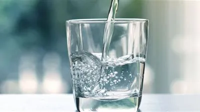 المشروبات الشفافة تغزو العالم