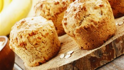 بمناسبة العوده للمدارس.. طريقه تحضير مافن الموز بالشوفان للأطفال