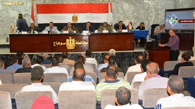 دراسة لانشاء ثلاث مصانع جديدة لتدوير القمامة والمخلفات الصلبة بسوهاج 