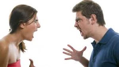 كيف تجعلين زوجكِ يحب الحديث معكِ؟