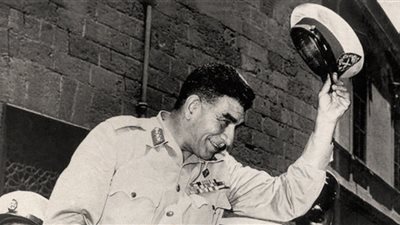 حكايات اليوم.. هدم قصر تحوف التاريخي.. ورحيل 