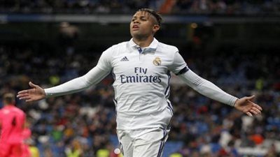 ماريانو دياز رقم 11 بين لاعبي ريال مدريد العائدين إلى الفريق بعد الرحيل