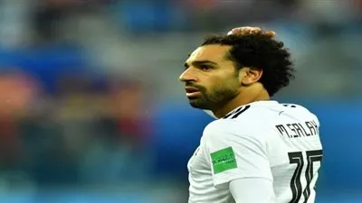 حازم إمام يقترح إسناد شارة قيادة الفراعنة لـ 