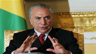 الرئيس البرازيلي يأمر بإرسال جيش إلى حدود فنزويلا