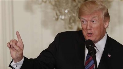 ترامب يدافع عن بيونج يانج في وجه بكين