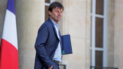 استقالة وزير البيئة الفرنسي تخلق صدمة للرأي العام في المجتمع