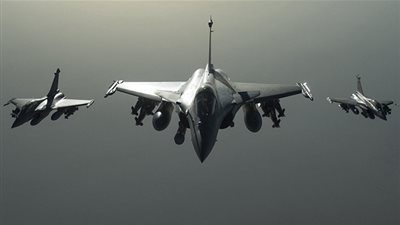 أمريكا تشن 6 غارات جوية ضد تنظيم 