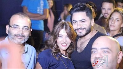 تامر حسني ينشر صورته مع سميرة سعيد.. ويوجه لها هذه الرسالة