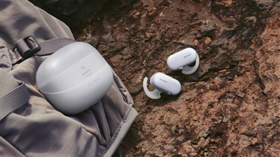 سوني تكشف عن سماعات أذن لاسلكية مضادة للمياه