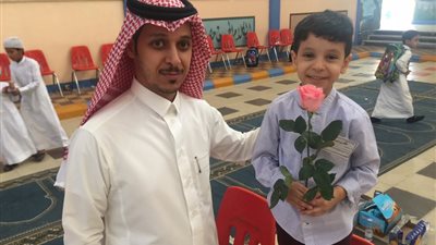 استقبال غريب للطلاب في أول يوم دراسي بالطائف.. ماذا حدث؟