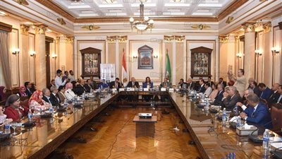 وزيرة التخطيط تشهد توقيع اتفاقية تعاون بين جامعة القاهرة ومجلس الوحدة الاقتصادية العربية