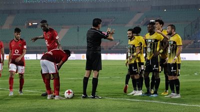 أكرم توفيق يعتذر عن تصرفه في مباراة الإنتاج الحربي (صورة)