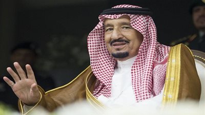 عاجل.. أخبار السعودية اليوم | خادم الحرمين يشيد بجهود مؤسسة النقد في خدمة الاقتصاد الوطني