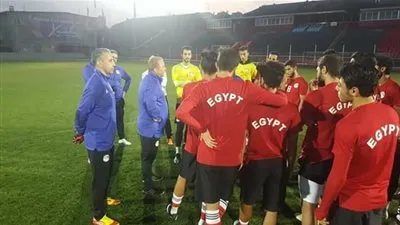 المنتخب الأولمبي يختتم استعداداته للقاء روسيا غداً