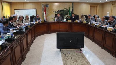 فتح باب الترخيص لـ20 سيارة سرفيس و7 نقل ركاب لخدمة أهالي مدينة الفيوم الجديدة