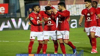 عاجل.. نجم الأهلي يطلب الرحيل