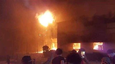 اللقطات الأولى لاحتراق مقر القنصلية الإيرانية في العراق