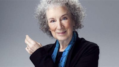 ما لا تعرفه عن الكاتبة الكندية 