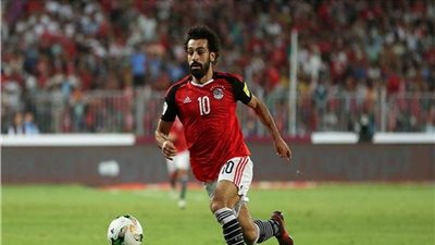 عاجل.. محمد صلاح يهدر ركلة جزاء لمنتخب مصر أمام النيجر 