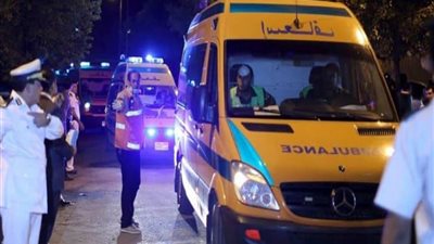 عاجل.. انقلاب سيارة بطريق 