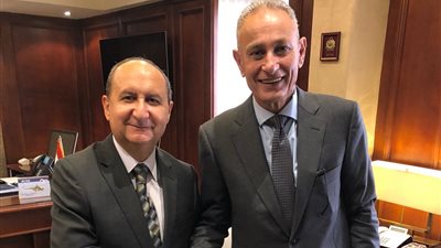  وزير التجارة يبحث مع أمين عام الإتحاد من أجل المتوسط سبل تعزيز التعاون الصناعى والتجارى 