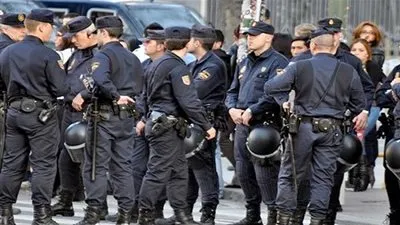 الشرطة الأسبانية ترحل مغربياً بسبب 