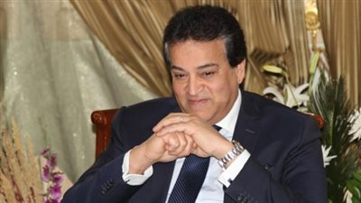 وزير التعليم العالي يستقبل السفير الفرنسي بالقاهرة لتعزيز العلاقات 