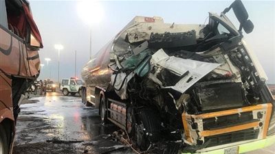 ماب نيوز ـــ السعودية | إصابة 14 شخصاً جراء تصادم باص ركاب وناقلة نفط في تبوك