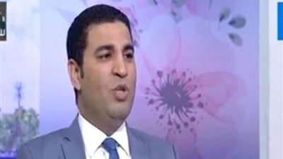 مصطفى ثابت: الموظف كان مكبلا بالقيود قبل صدور قانون الخدمة المدنية