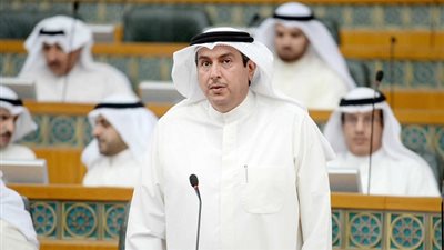 النائب الكويتي محمد الهدية يطالب 