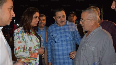 محافظ دمياط تتفقد رأس البر وتلاحق الإشغالات (صور)