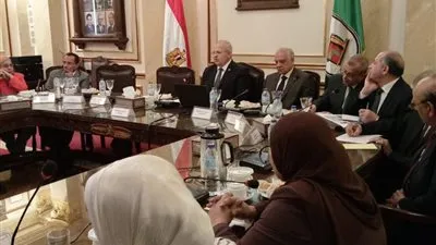 بدء اجتماع مجلس جامعة القاهرة برئاسة الخشت لبحث الاستعدادت والترتيبات النهائية