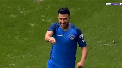 بافيتيمبي يتوج بجائزة أفضل لاعب في تركيا على حساب تريزيجيه