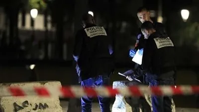 فرنسا: توجيه تهمة القتل لمنفذ هجوم طعن أوقع 7 جرحى قرب باريس