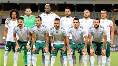 الاتحاد الإفريقي يعلن عن قائمة مسئولي مباراة المصري واتحاد العاصمة