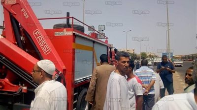 مصرع 3 أشخاص وإصابة 3 عمال من الصرف الصحي عقب سقوطهم في بالوعة صرف صحي بسفاجا (صور)