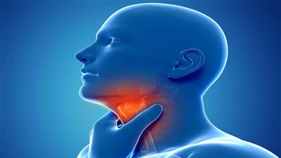 سرطان الحنجرة.. الأسباب والأعراض