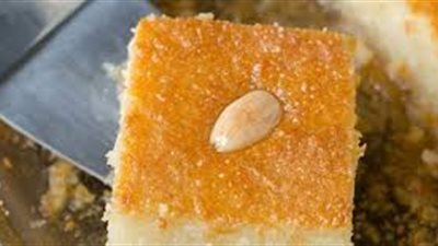 طريقة عمل البسبوسة بدقيق السميد