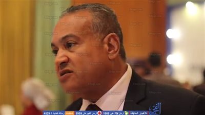 أستاذ أمراض مخ بـ طب عين شمس: الأطفال والنساء أكثر عُرضة لنقص فيتامين د (فيديو)