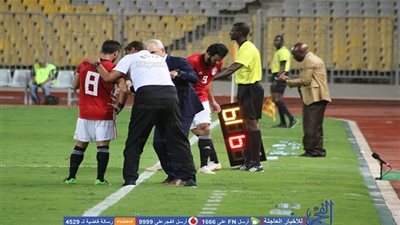 اتحاد الكرة يرفع رواتب رمزي وناجي ويكافيء 