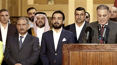 العراق: الحلبوسي ونائبيه يصلون إلى البصرة على خلفية الاحتجاجات الشعبية