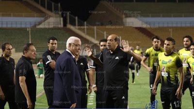 مدرب المقاولون: 