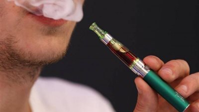 أمريكا تحظر السجائر الإلكترونية بـ