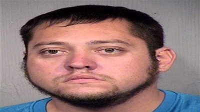 أمريكي يخدع 3 فتيات باصابته بـ