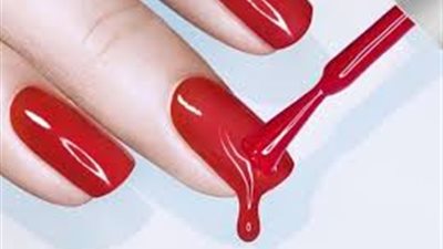 تعرفي على أضرار طلاء الأظافر