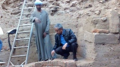 خاص.. اكتشاف 23 مقبرة و30 مومياء بمنطقة الأغاخان بأسوان 